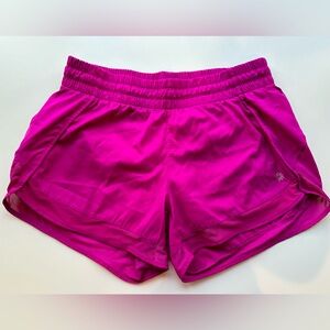 Athleta mesh racer run short. Size S. Fuchsia pink.